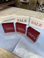 Таблички из оргстекла