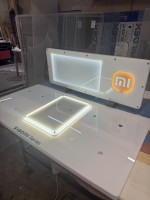 Подиум для телефона из оргстекла